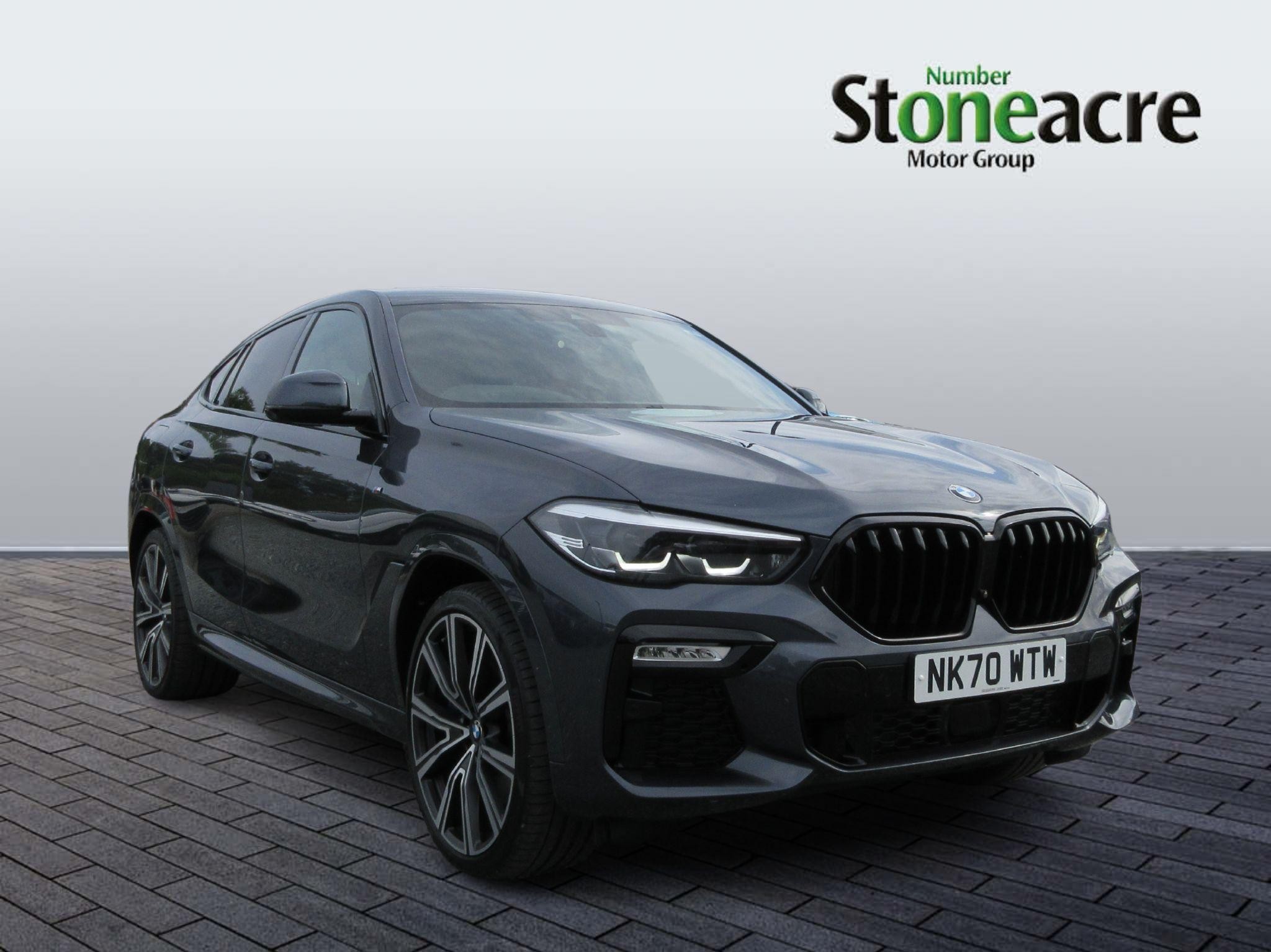 Main listing image - BMW X6