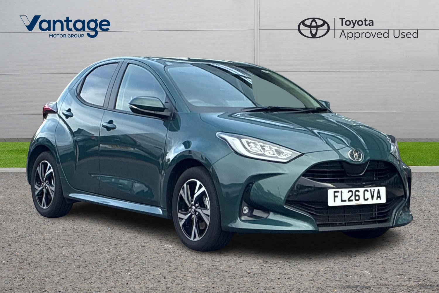 Main listing image - Toyota Yaris