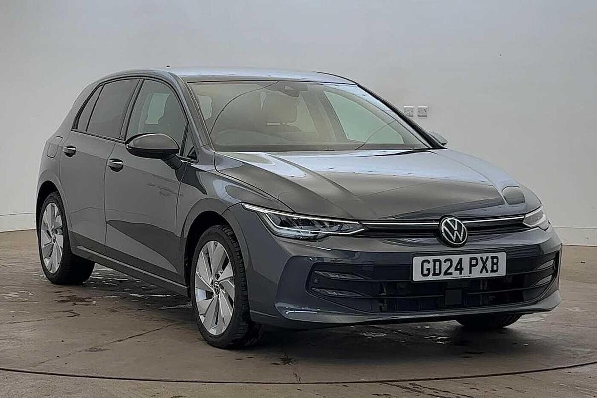 Main listing image - Volkswagen Golf