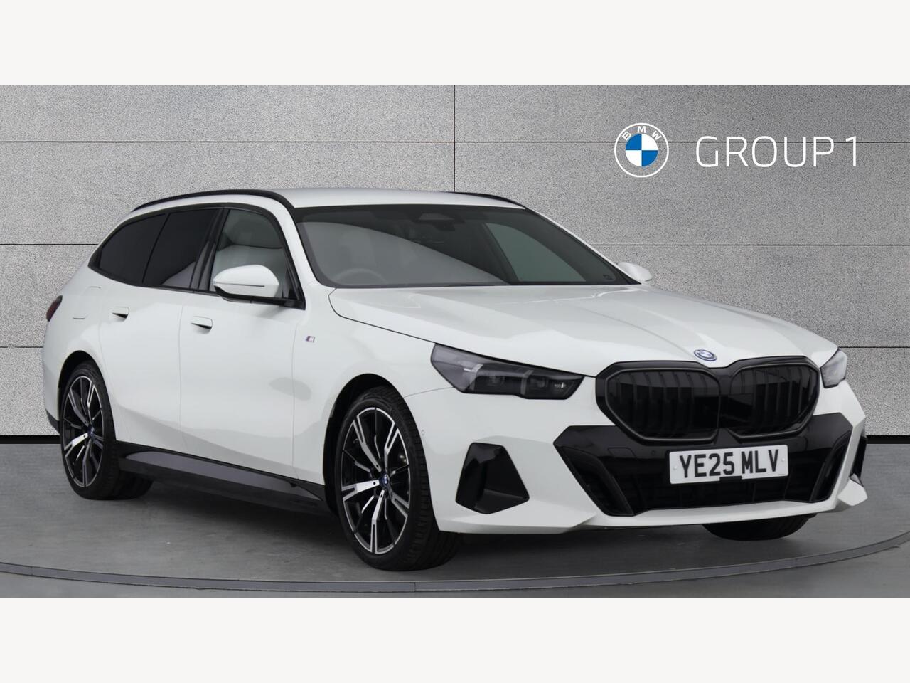 Main listing image - BMW 5 Series Touring