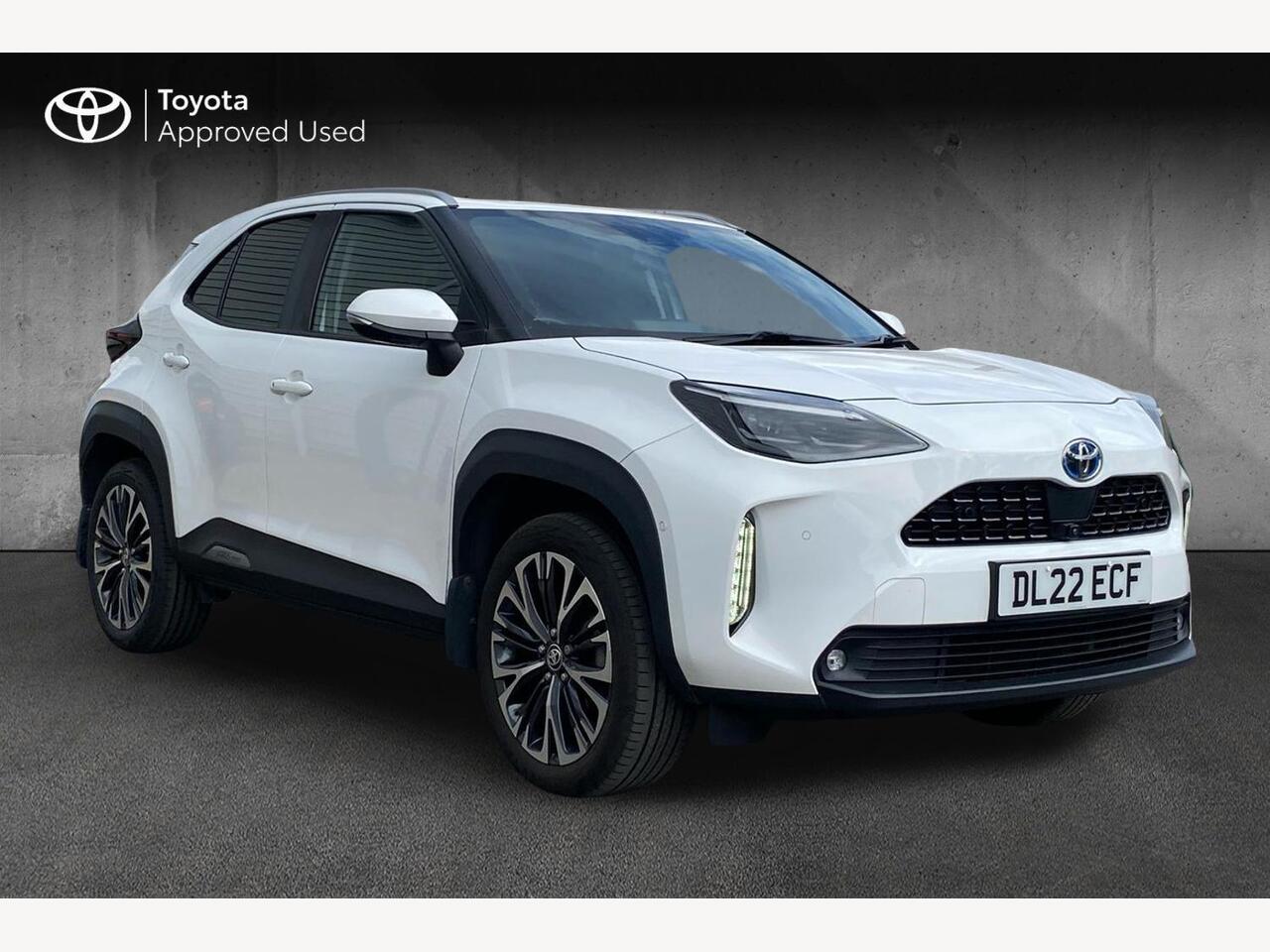 Main listing image - Toyota Yaris Cross
