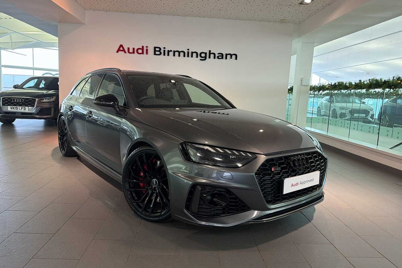 Main listing image - Audi RS4