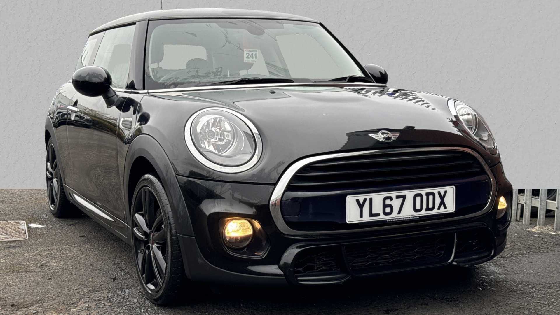 Main listing image - MINI Hatchback