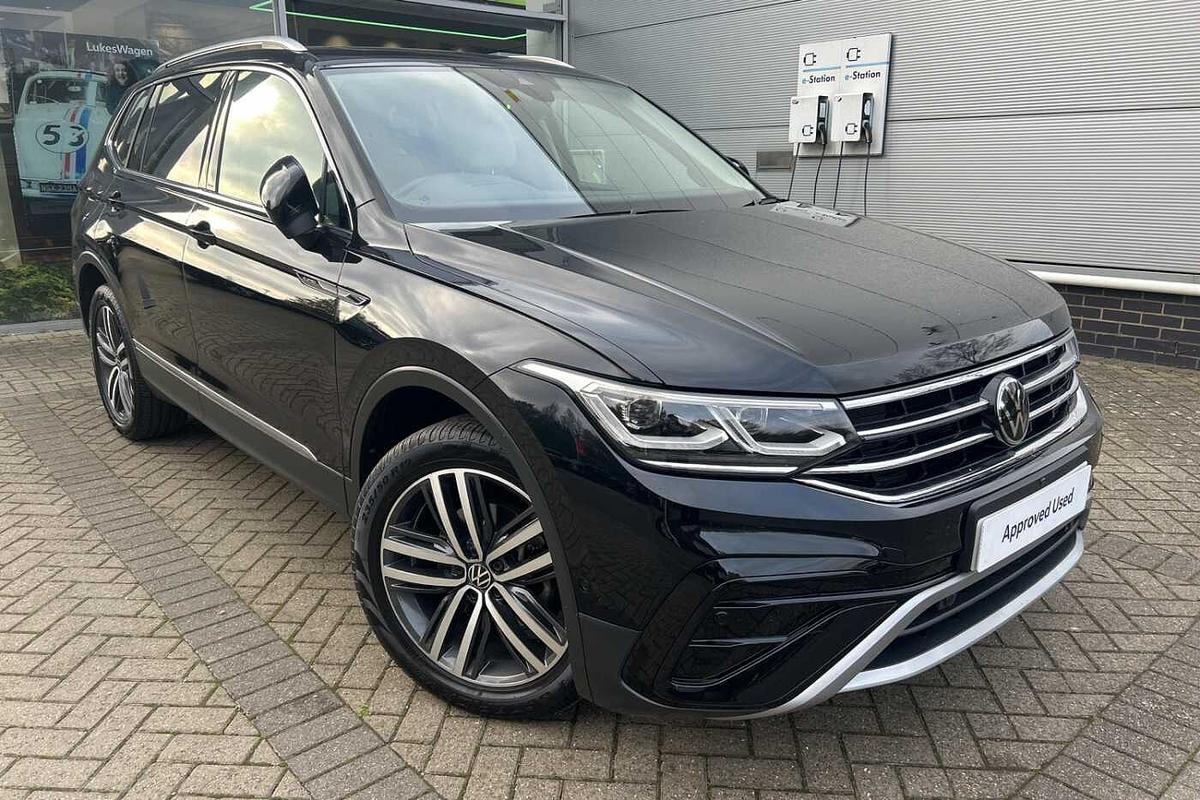 Main listing image - Volkswagen Tiguan Allspace