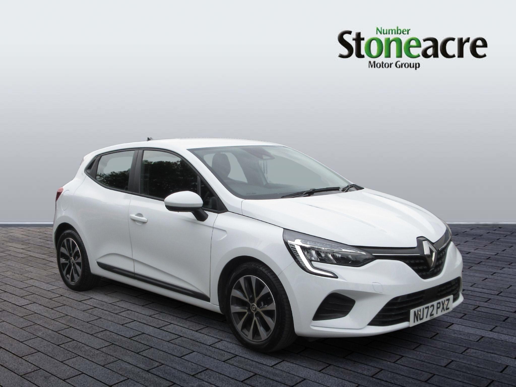 Main listing image - Renault Clio