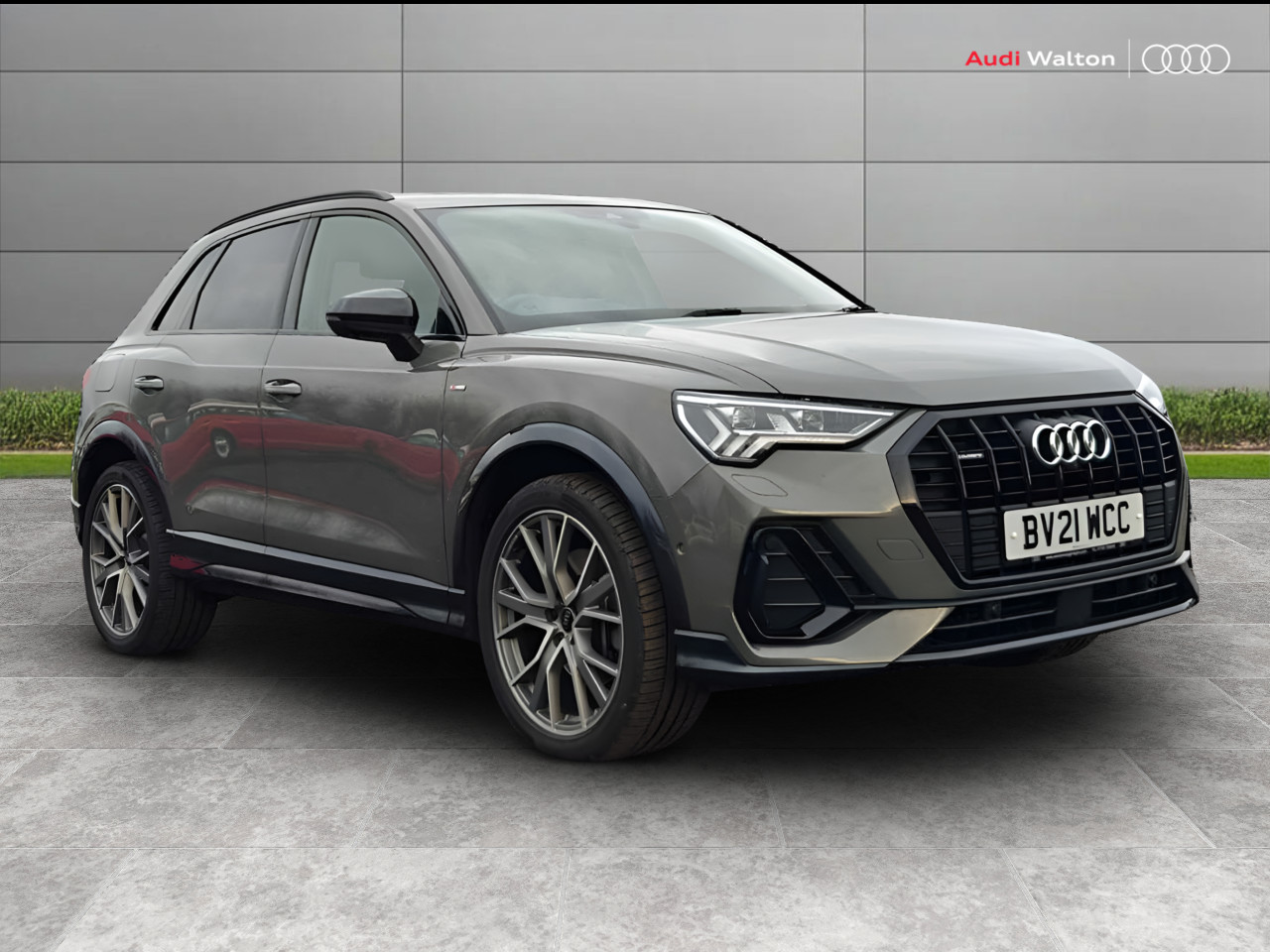 Main listing image - Audi Q3