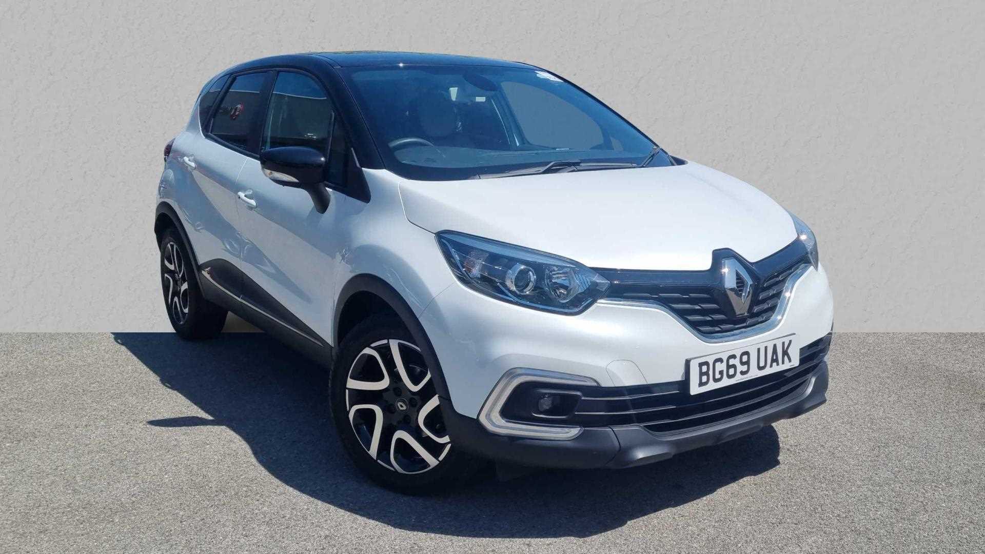 Main listing image - Renault Captur