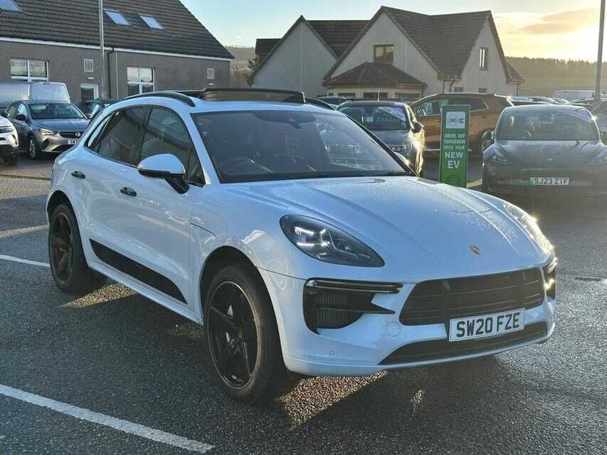 Main listing image - Porsche Macan