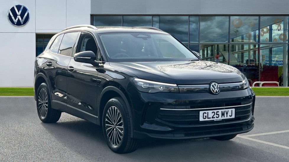 Main listing image - Volkswagen Tiguan