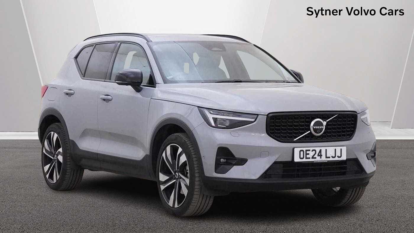 Main listing image - Volvo XC40