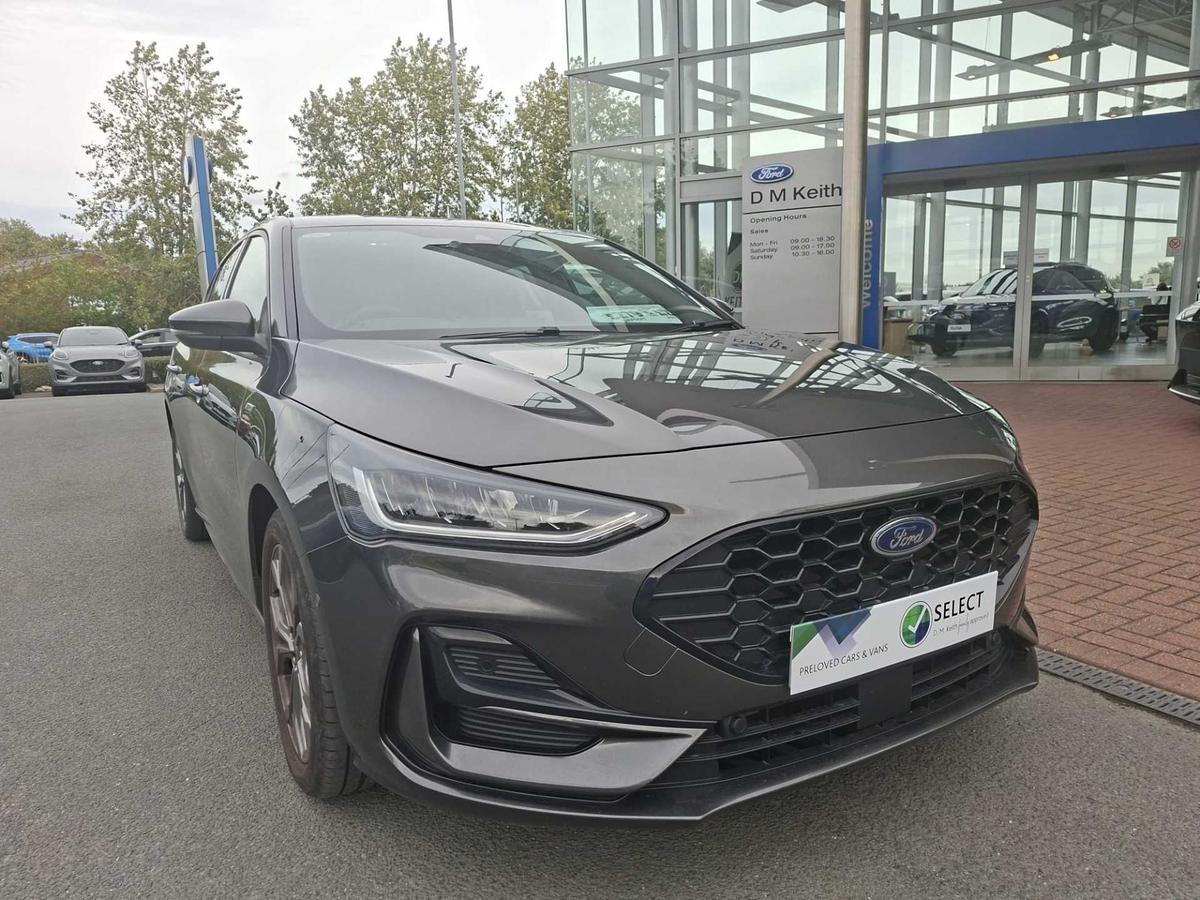 Main listing image - Ford Focus
