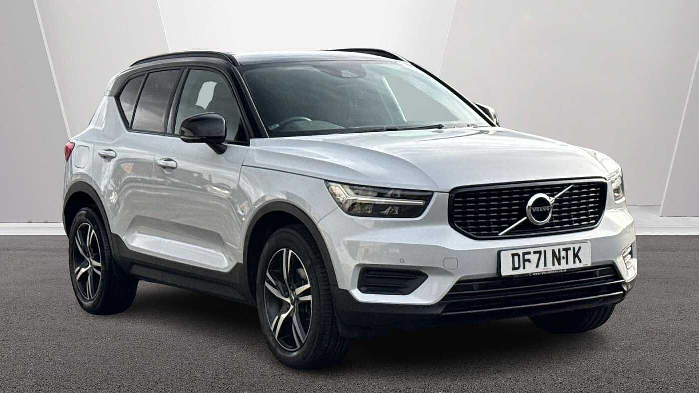 Main listing image - Volvo XC40