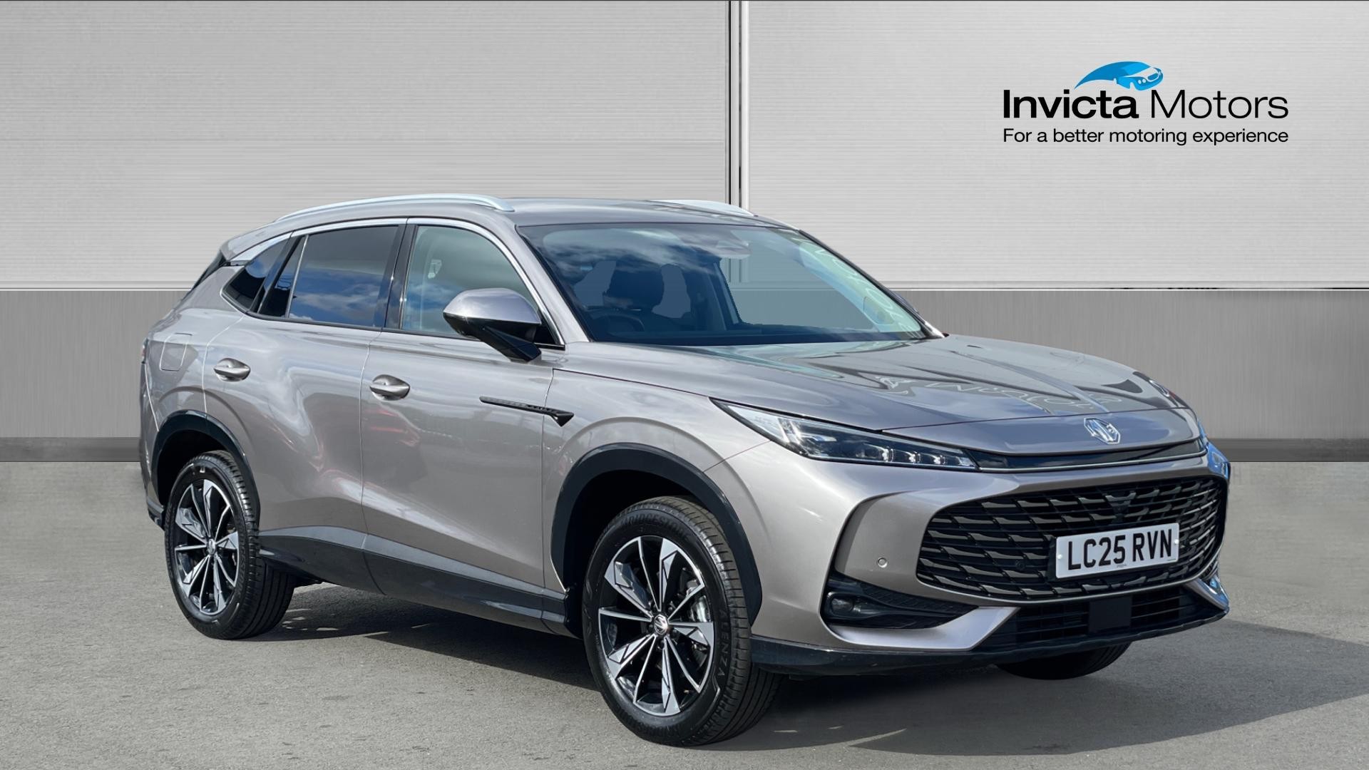 Main listing image - MG HS