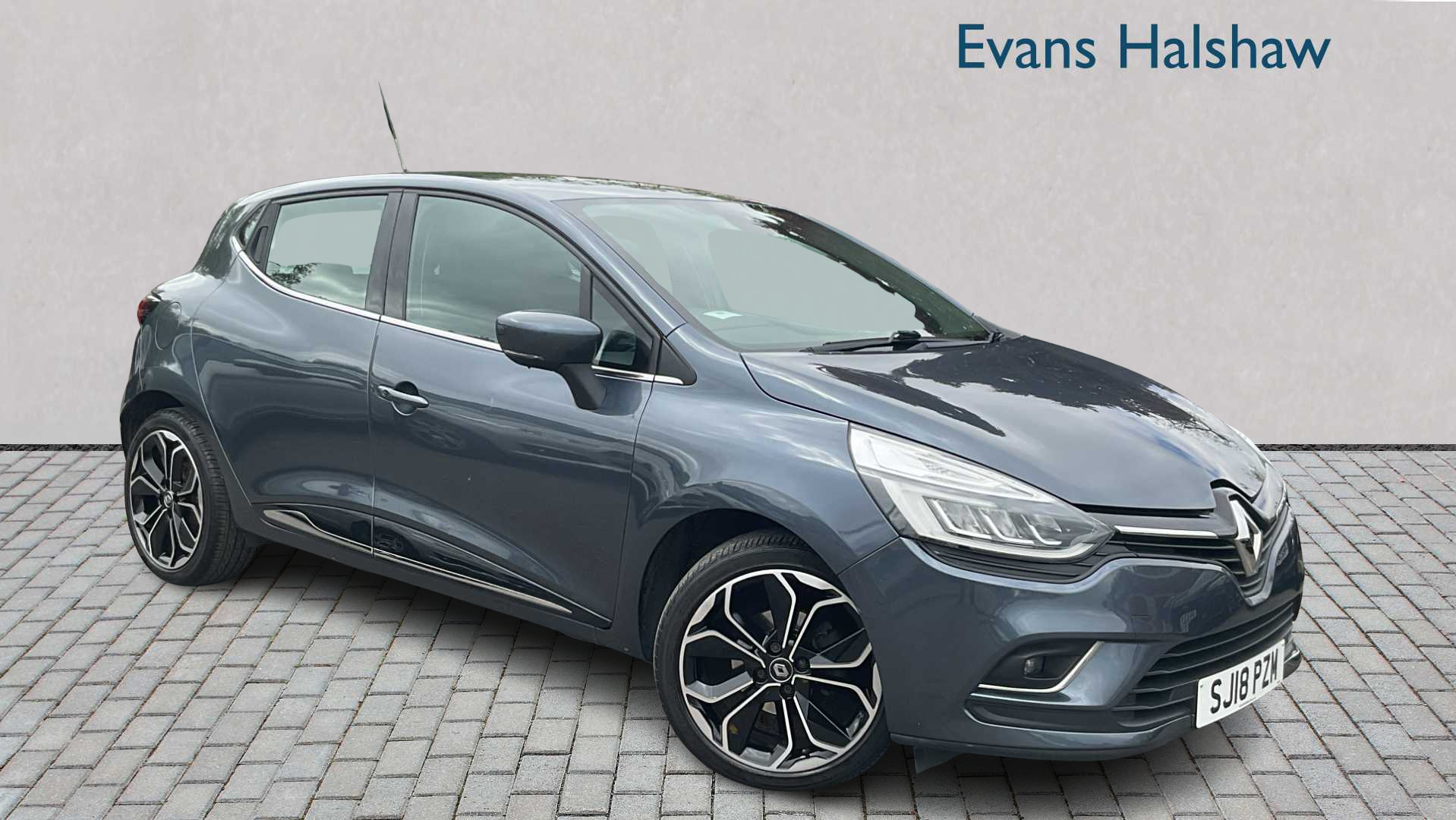 Main listing image - Renault Clio