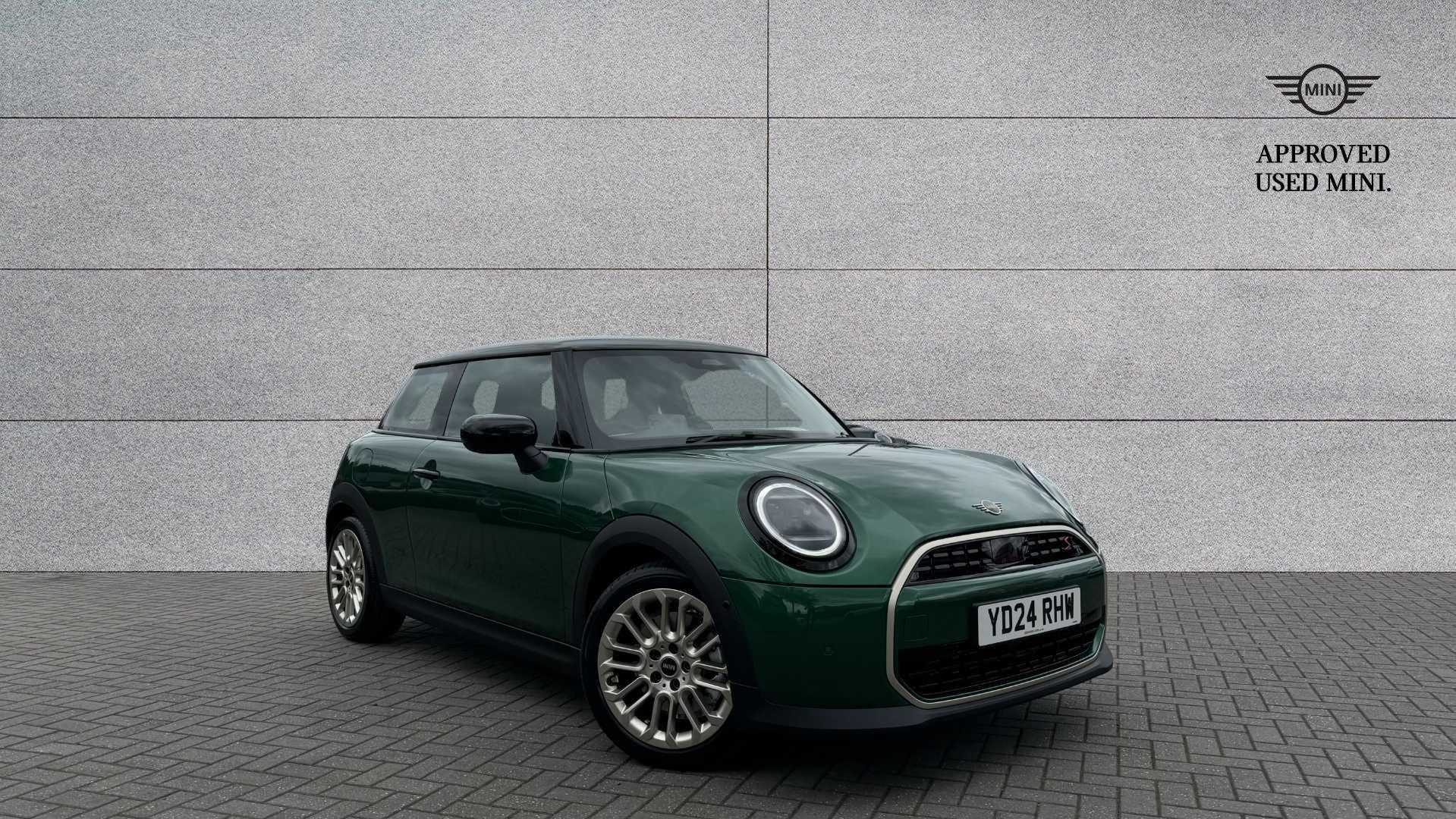 Main listing image - MINI Hatchback