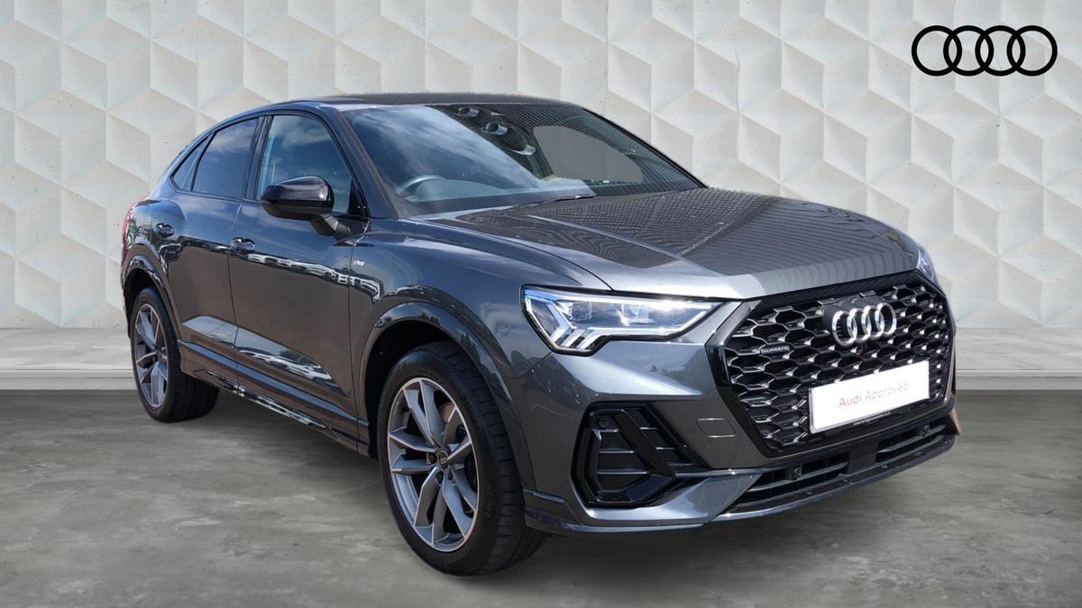 Main listing image - Audi Q3