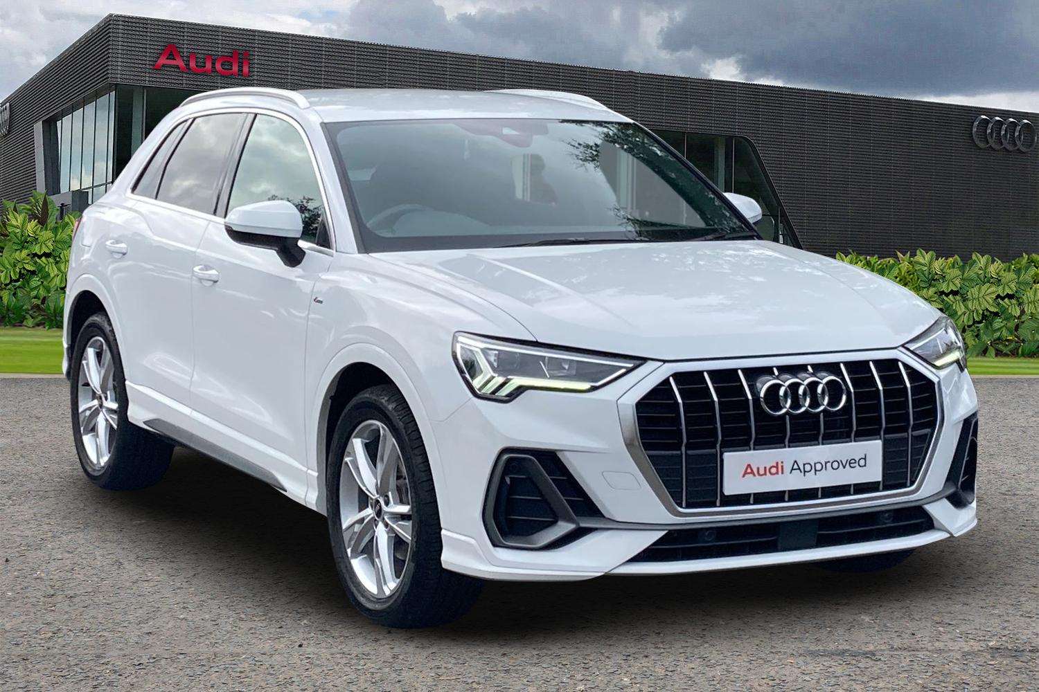 Main listing image - Audi Q3