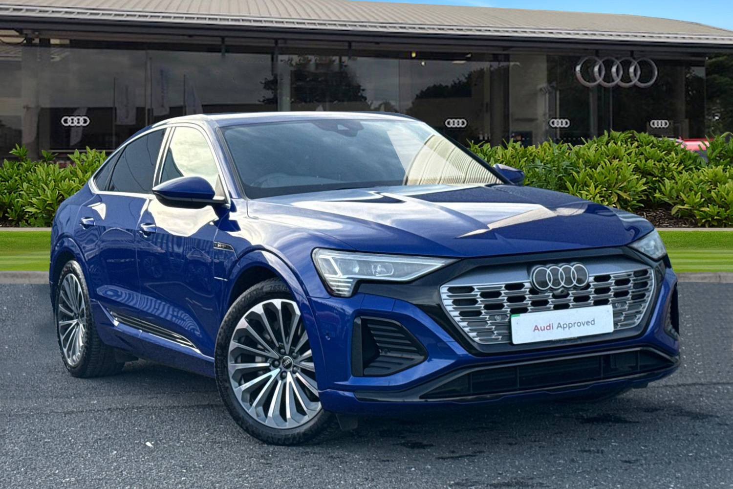 Main listing image - Audi Q8 e-tron