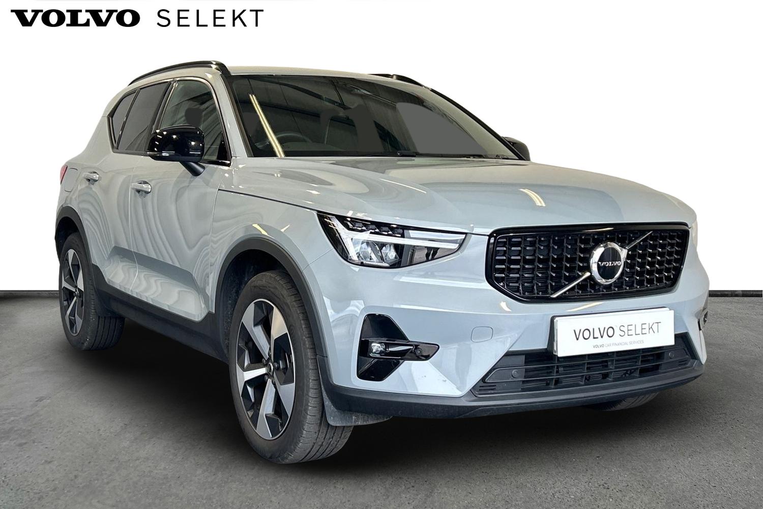 Main listing image - Volvo XC40