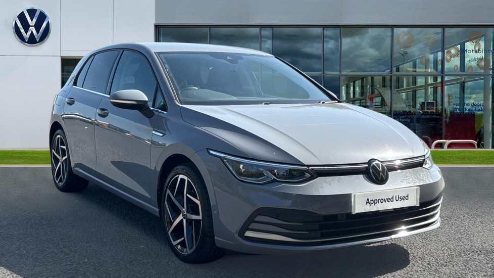 Main listing image - Volkswagen Golf
