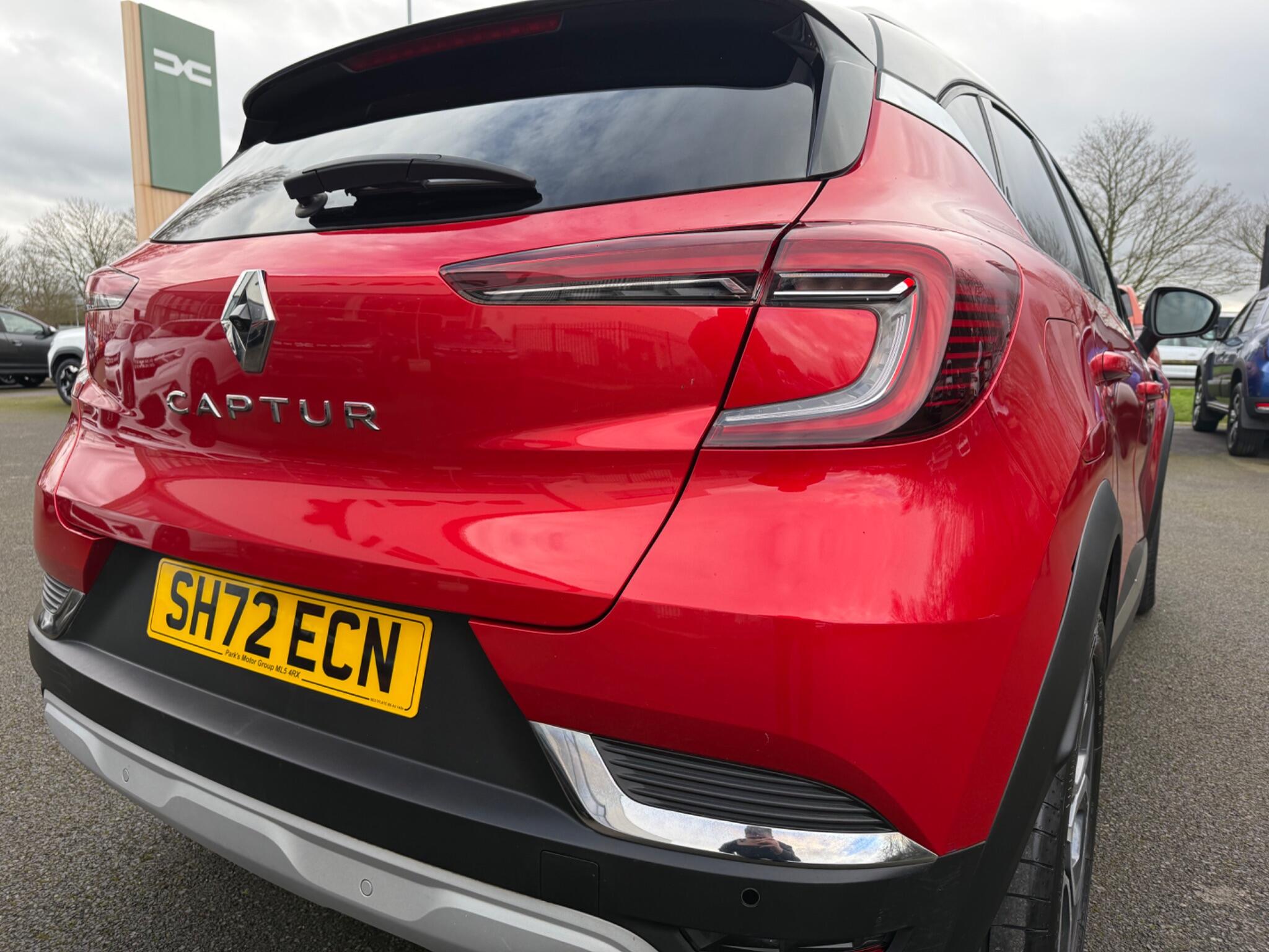 Main listing image - Renault Captur