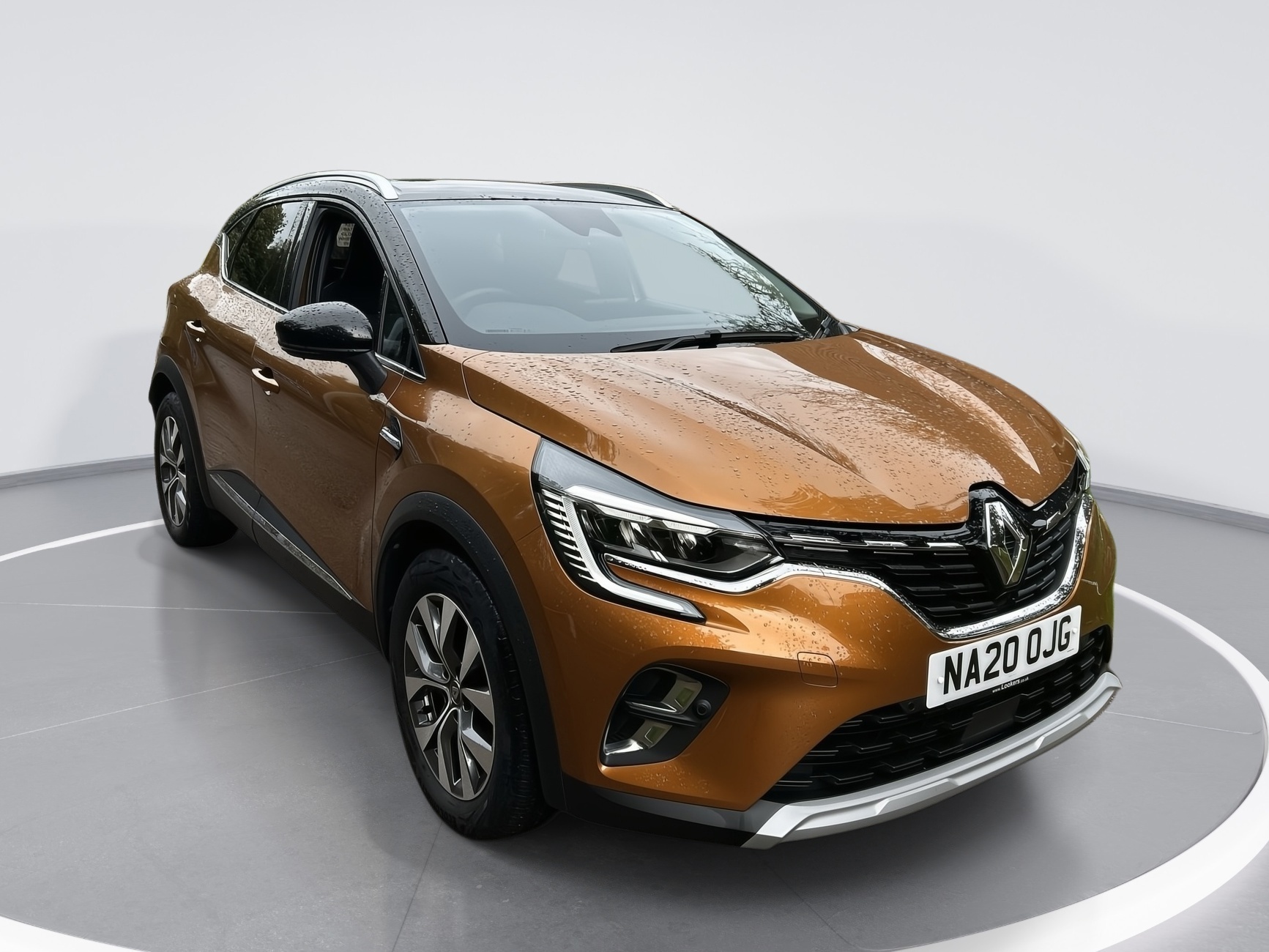 Main listing image - Renault Captur