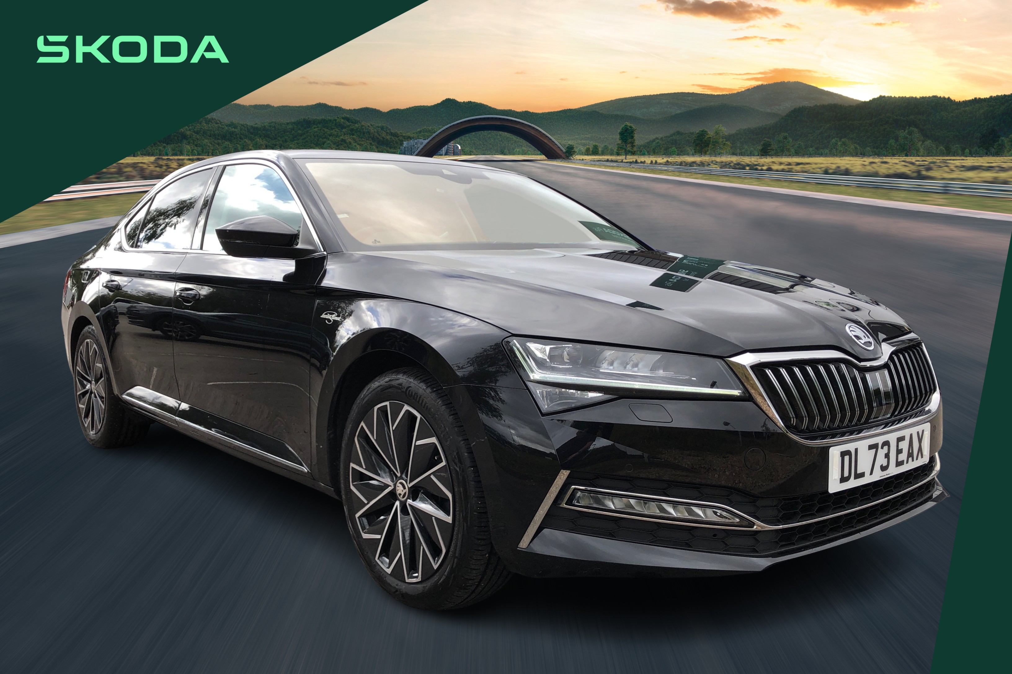 Main listing image - Skoda Superb