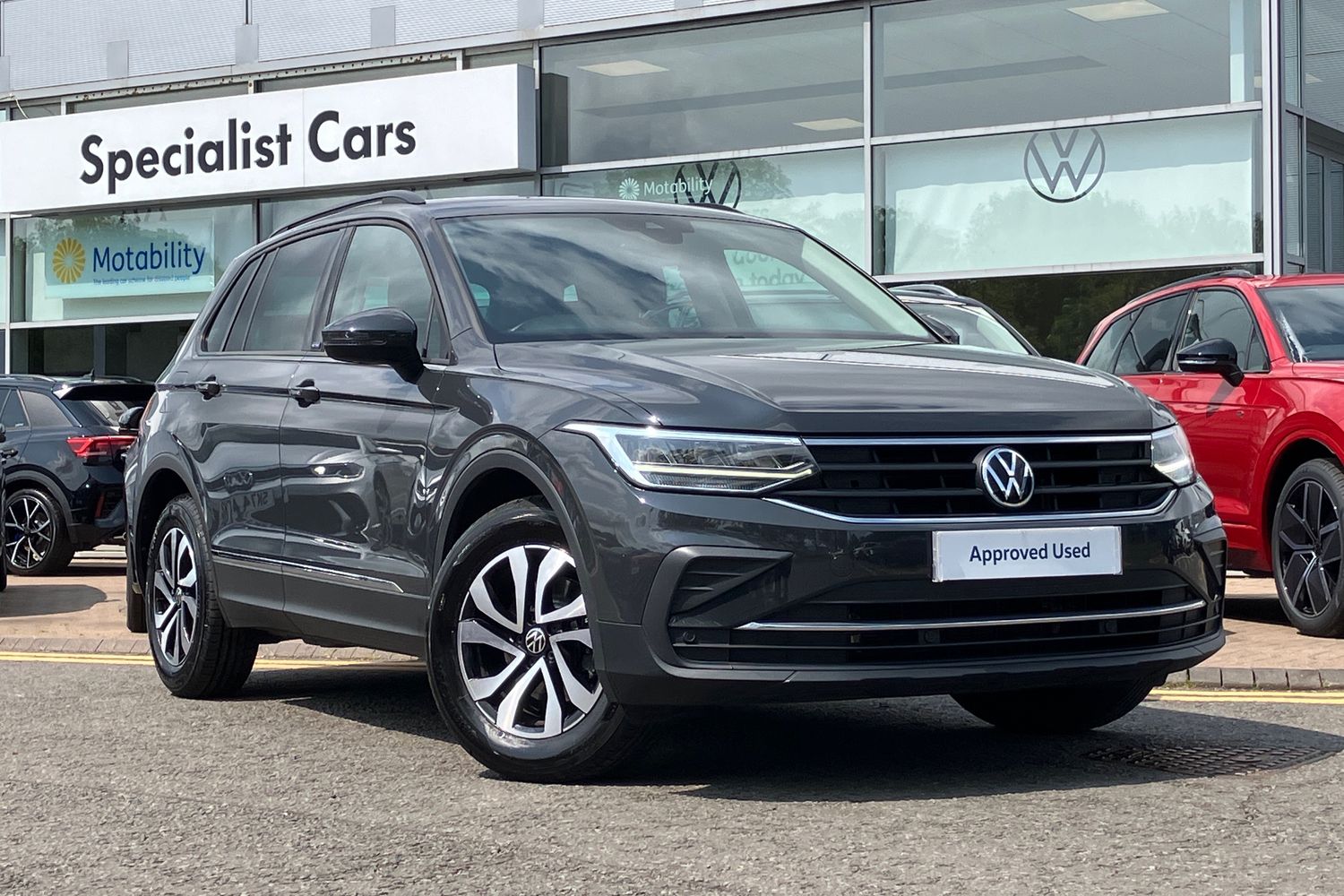 Main listing image - Volkswagen Tiguan