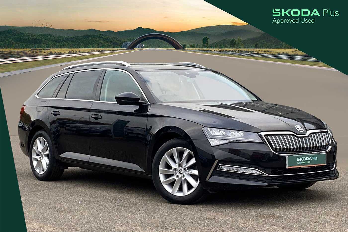 Main listing image - Skoda Superb Estate