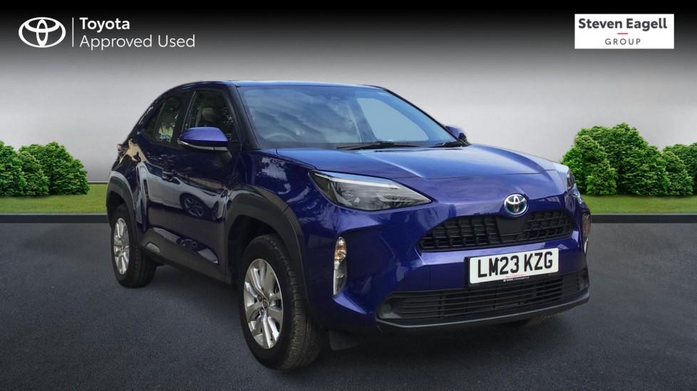 Main listing image - Toyota Yaris Cross