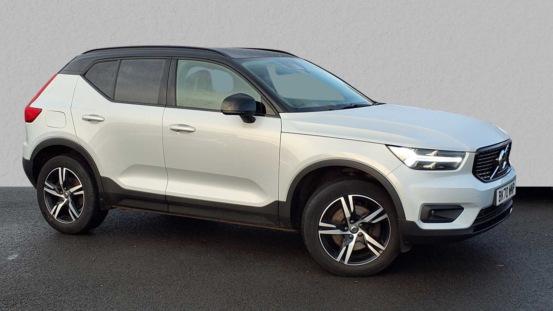 Main listing image - Volvo XC40