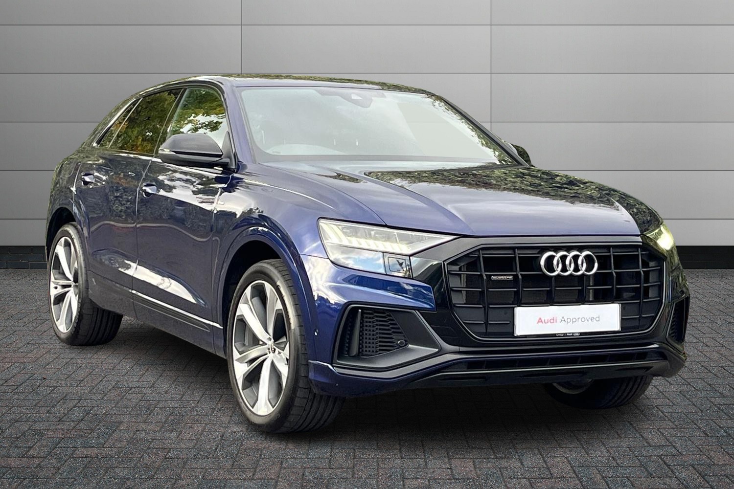 Main listing image - Audi Q8