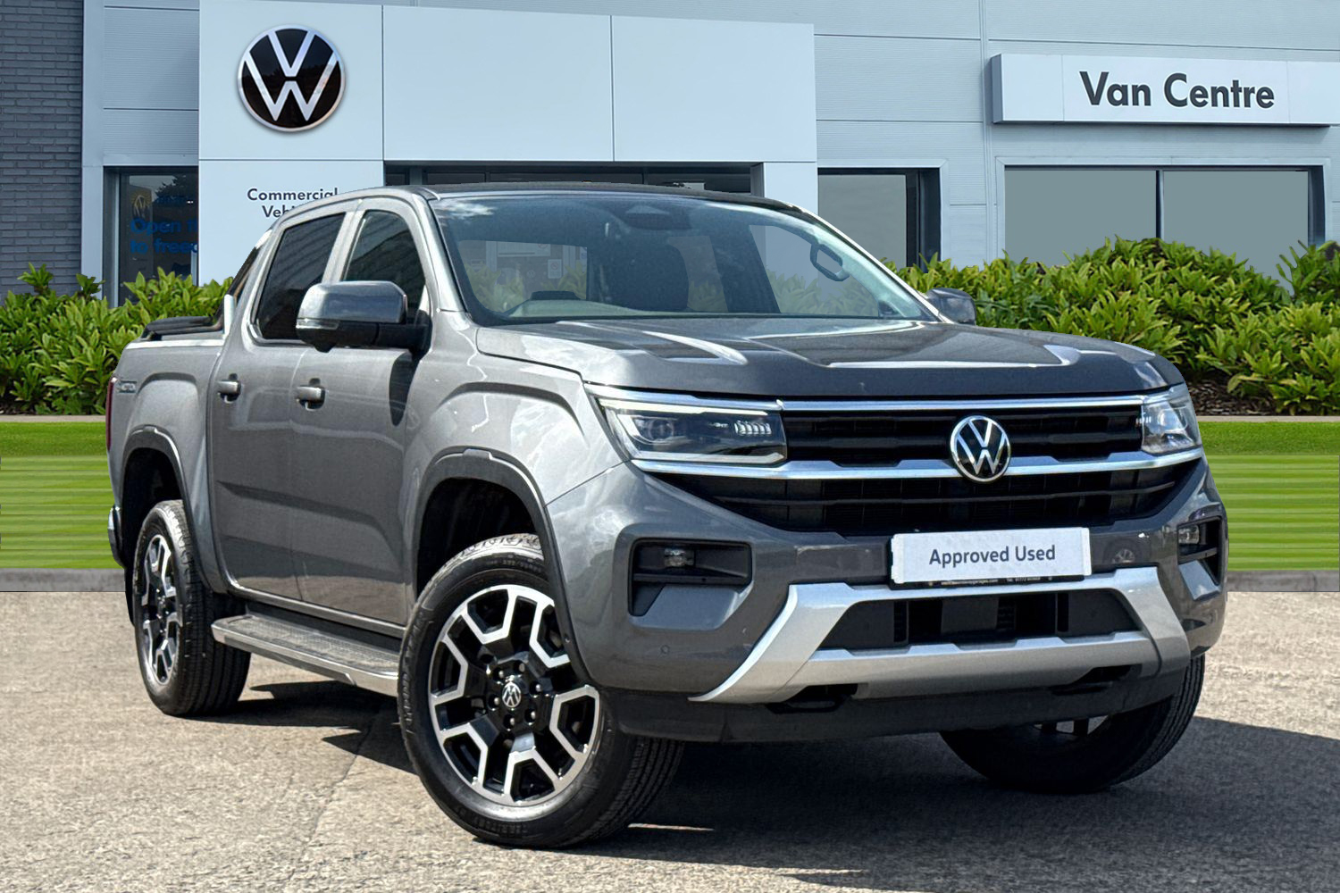 Main listing image - Volkswagen Amarok