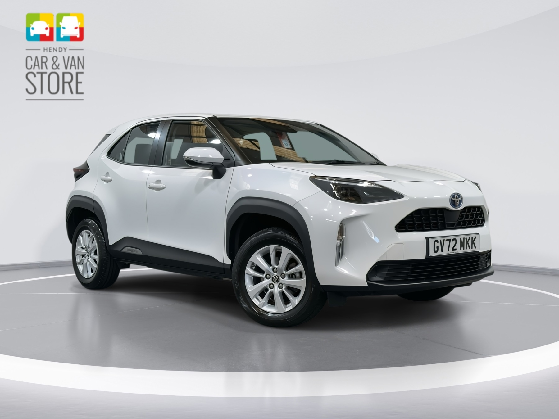 Main listing image - Toyota Yaris Cross