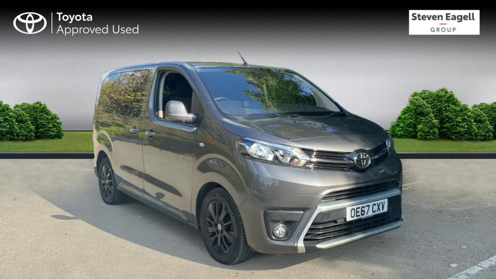 Main listing image - Toyota Proace Verso