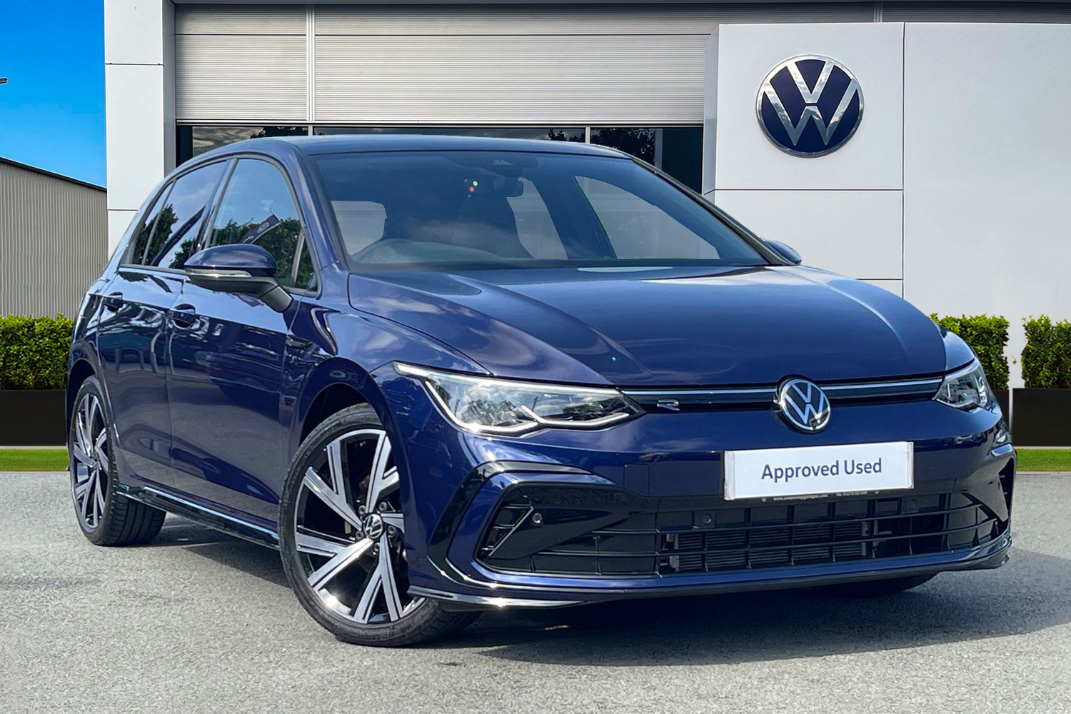 Main listing image - Volkswagen Golf