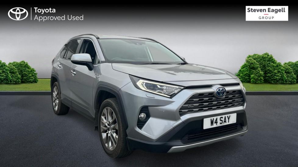 Main listing image - Toyota RAV4