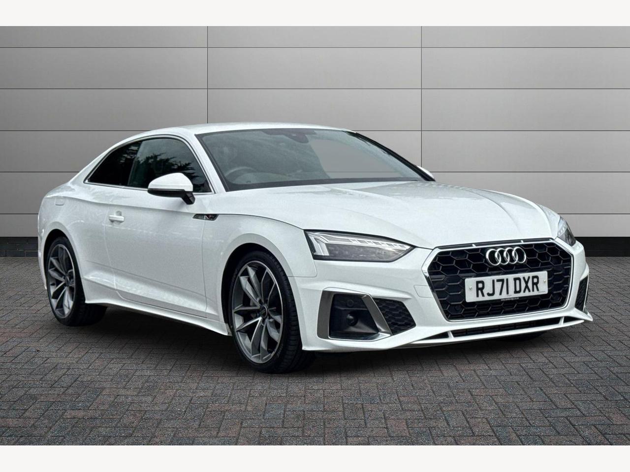 Main listing image - Audi A5