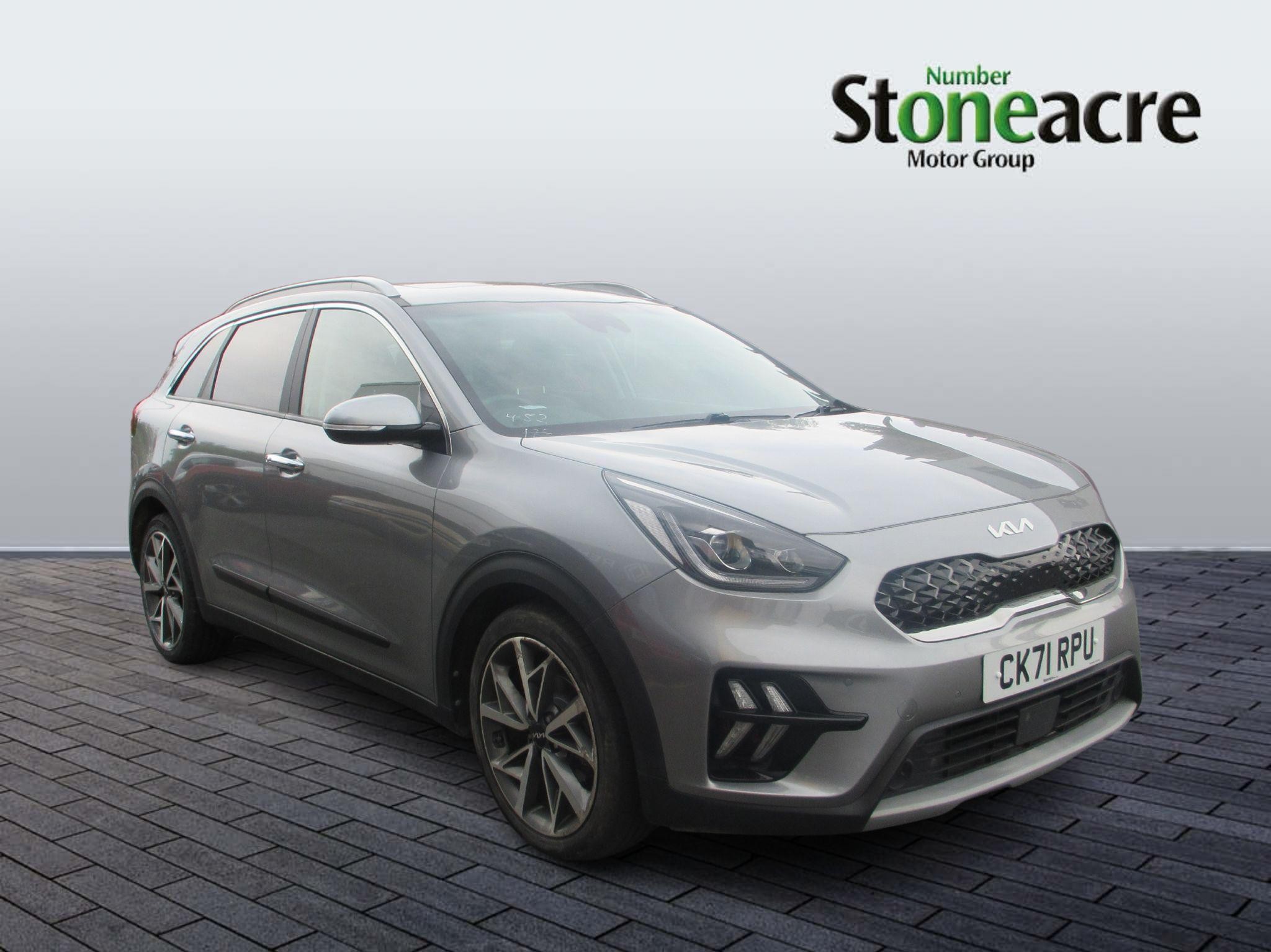 Main listing image - Kia Niro