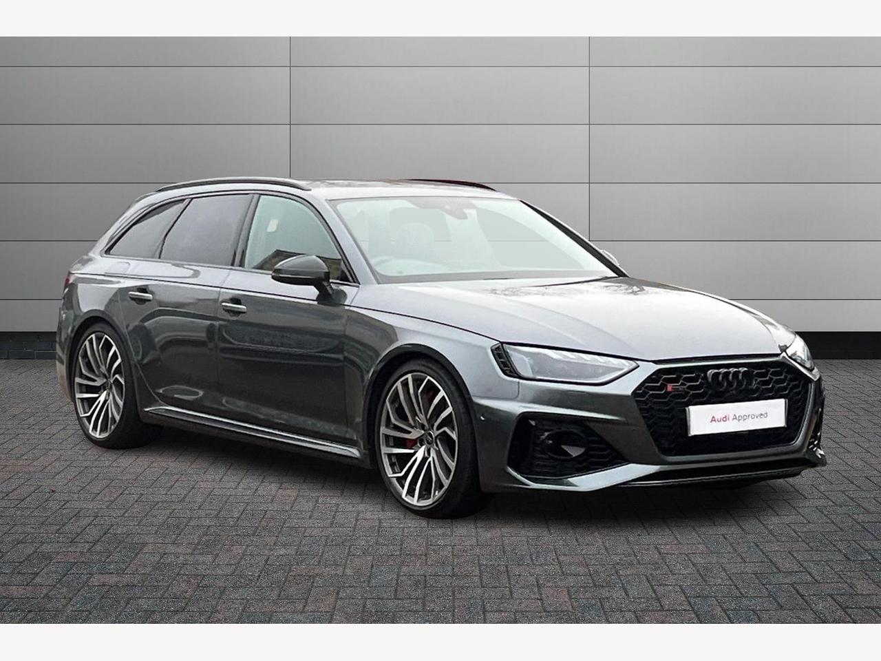 Main listing image - Audi RS4