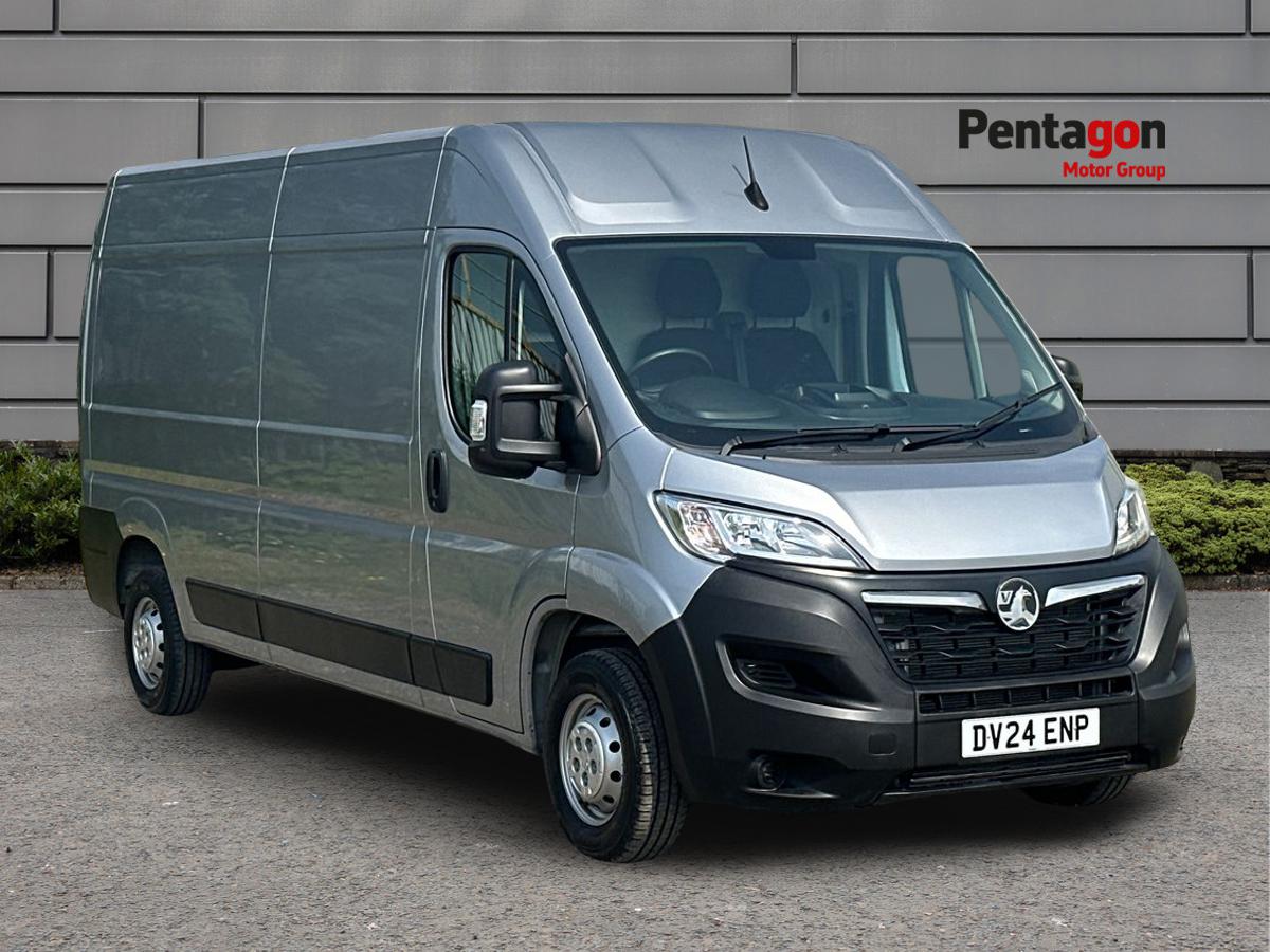 Main listing image - Vauxhall Movano