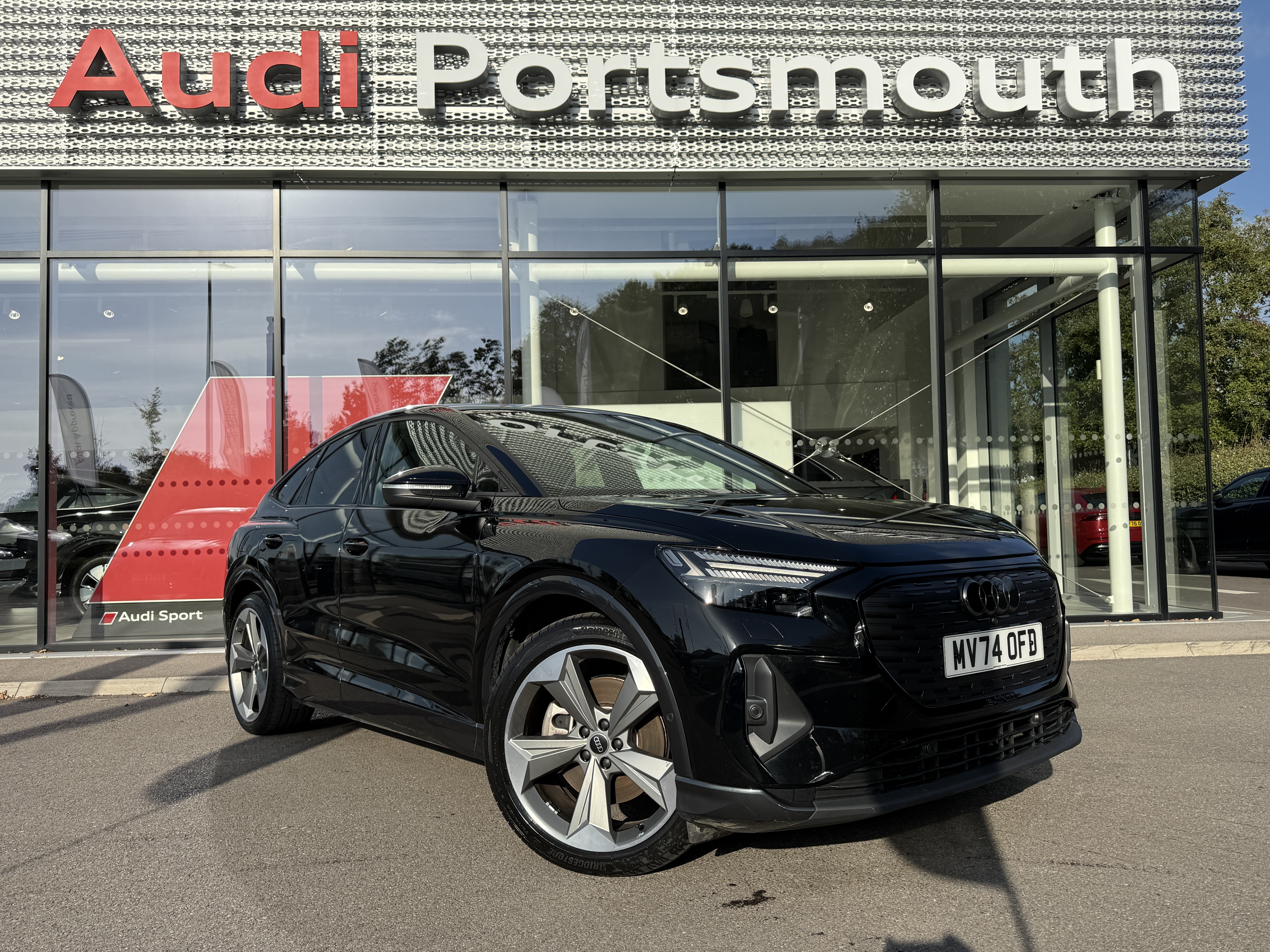 Main listing image - Audi Q4