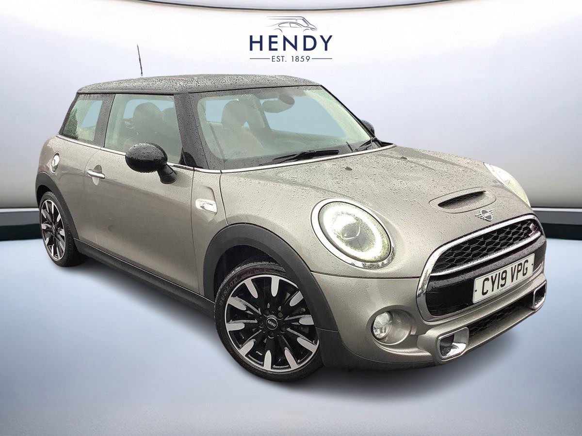 Main listing image - MINI Hatchback