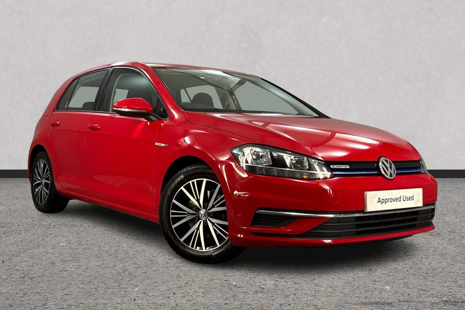 Main listing image - Volkswagen Golf