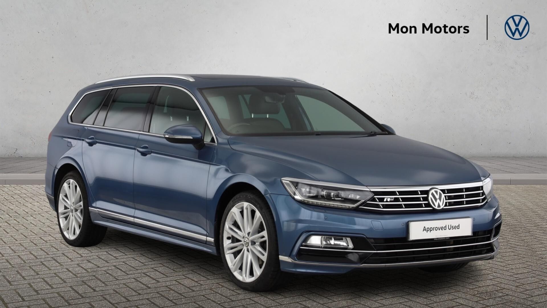 Main listing image - Volkswagen Passat