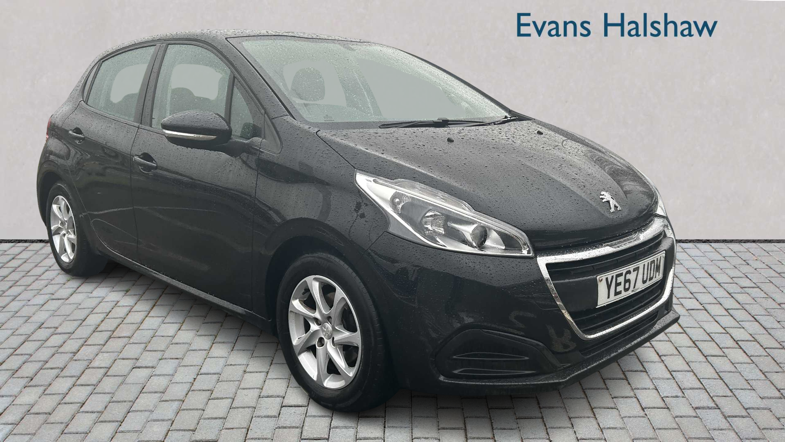 Main listing image - Peugeot 208