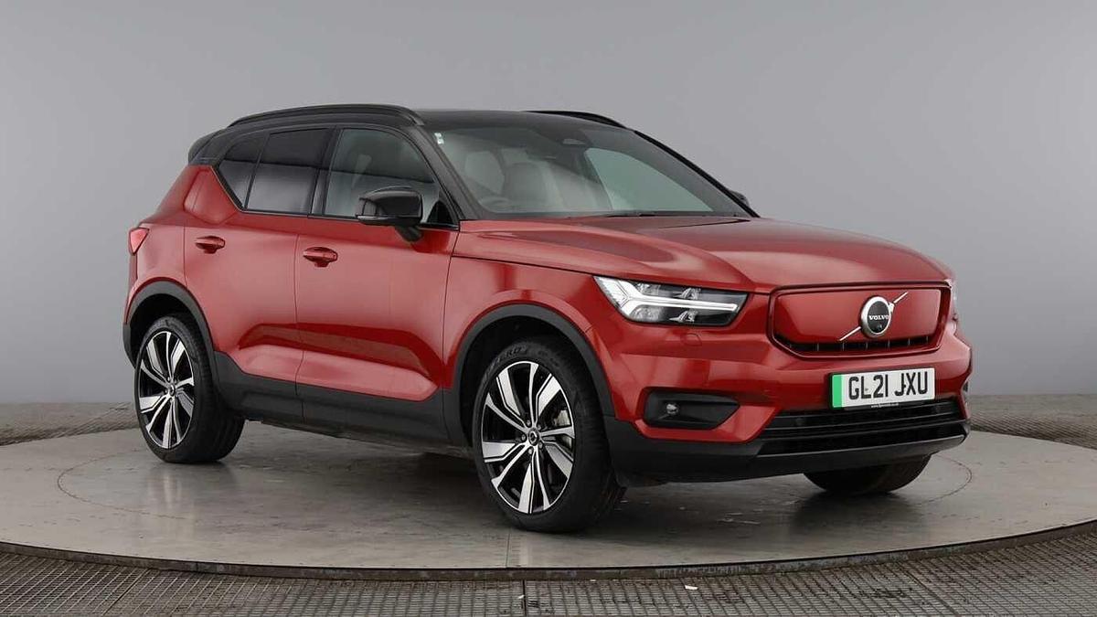 Main listing image - Volvo XC40 Recharge