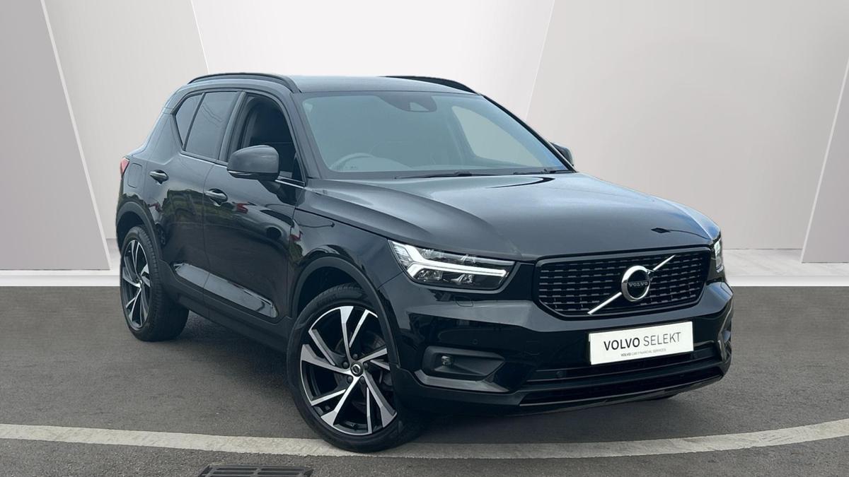Main listing image - Volvo XC40