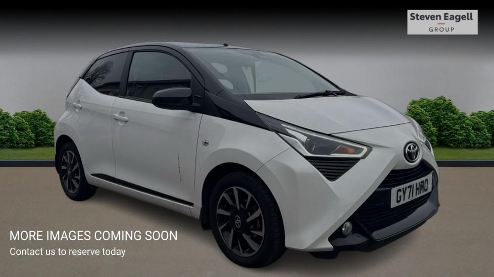 Main listing image - Toyota Aygo