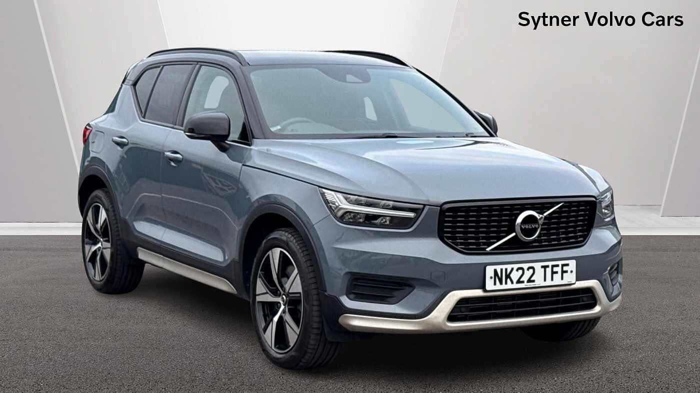 Main listing image - Volvo XC40 Recharge
